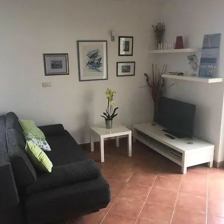 Smilje Apartament Rab Town